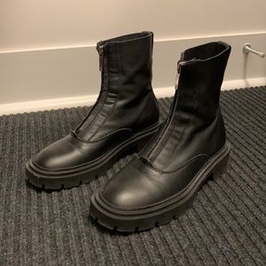 Front zip leather ankle boots EU 37 Zara